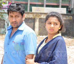 Kurangu Bommai Movie Review